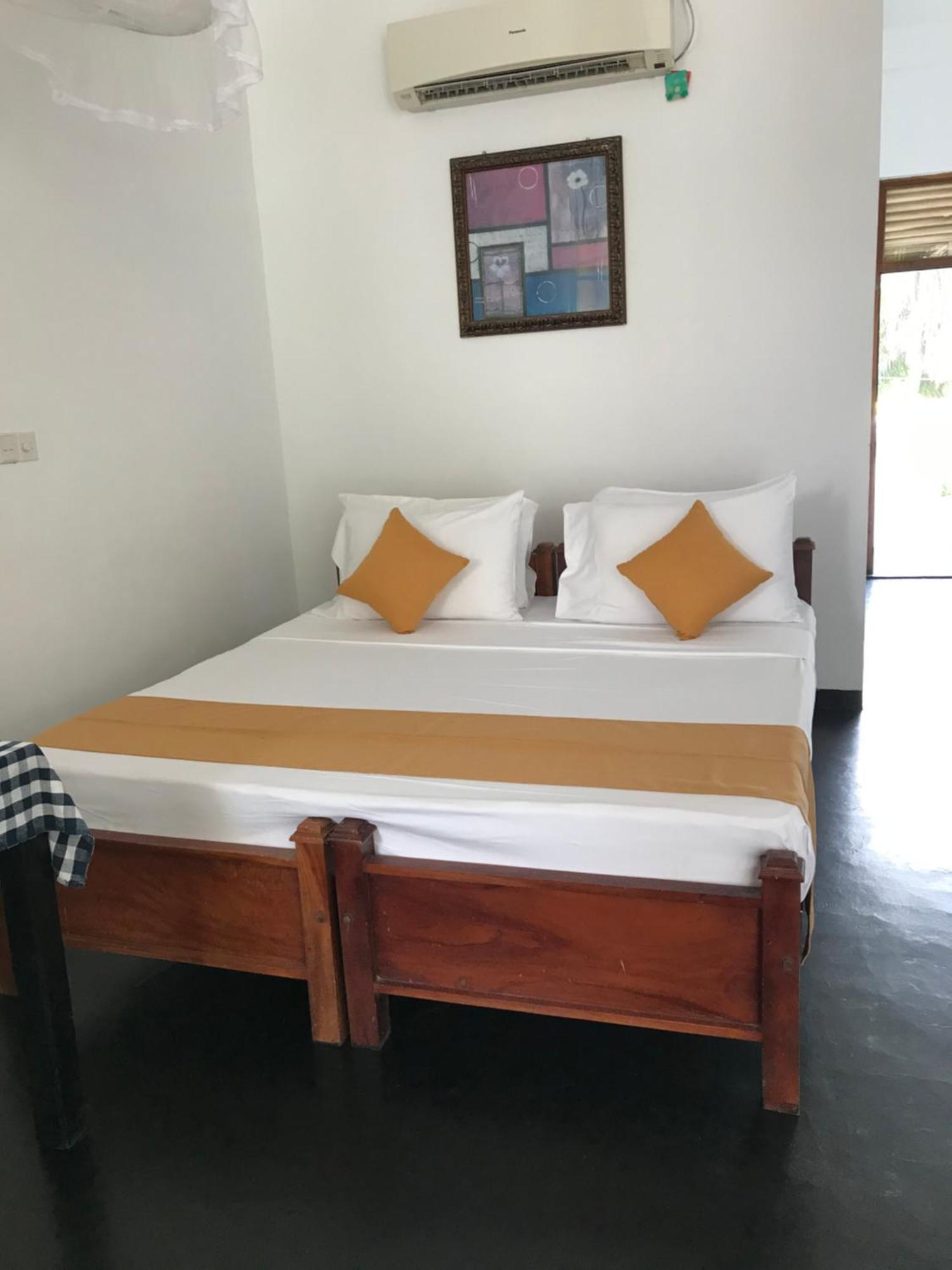 Sunray Beach House Tangalle Exterior foto