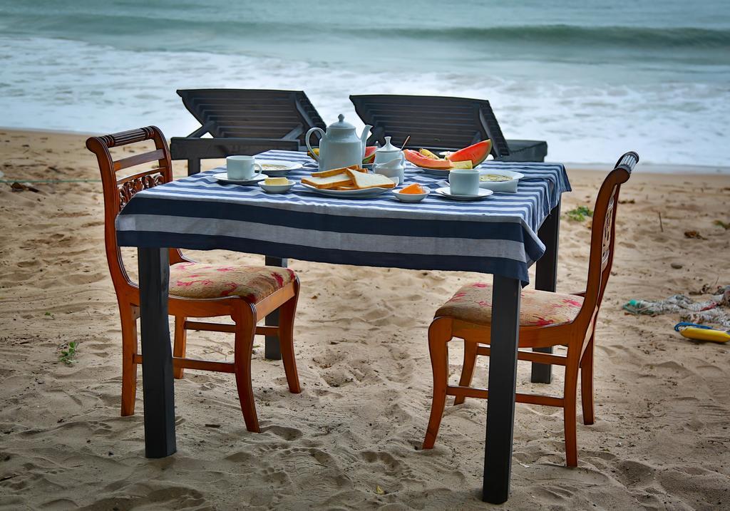 Sunray Beach House Tangalle Exterior foto