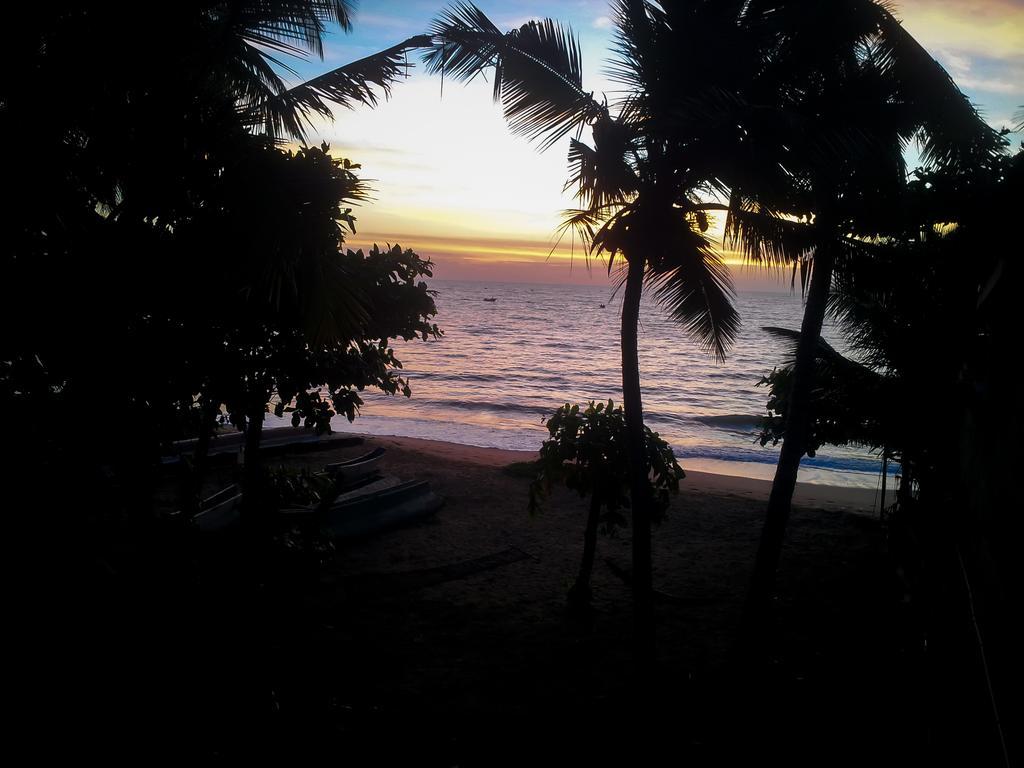 Sunray Beach House Tangalle Exterior foto